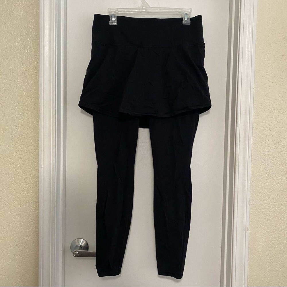 Athleta Skirt Leggings 2 in 1 tights Black - Large